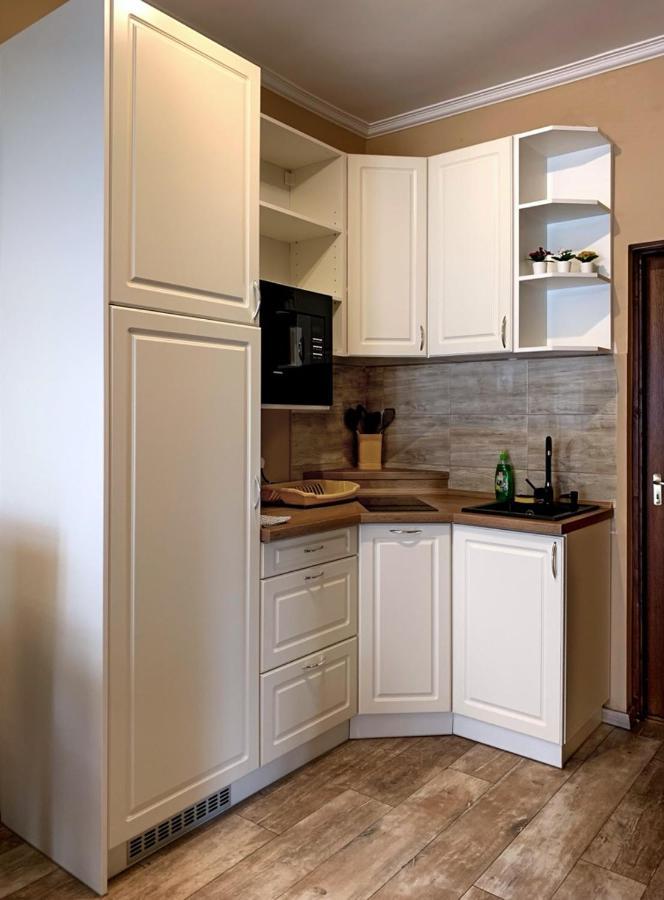 Hanna Apartman Apartment Balatonlelle Bagian luar foto