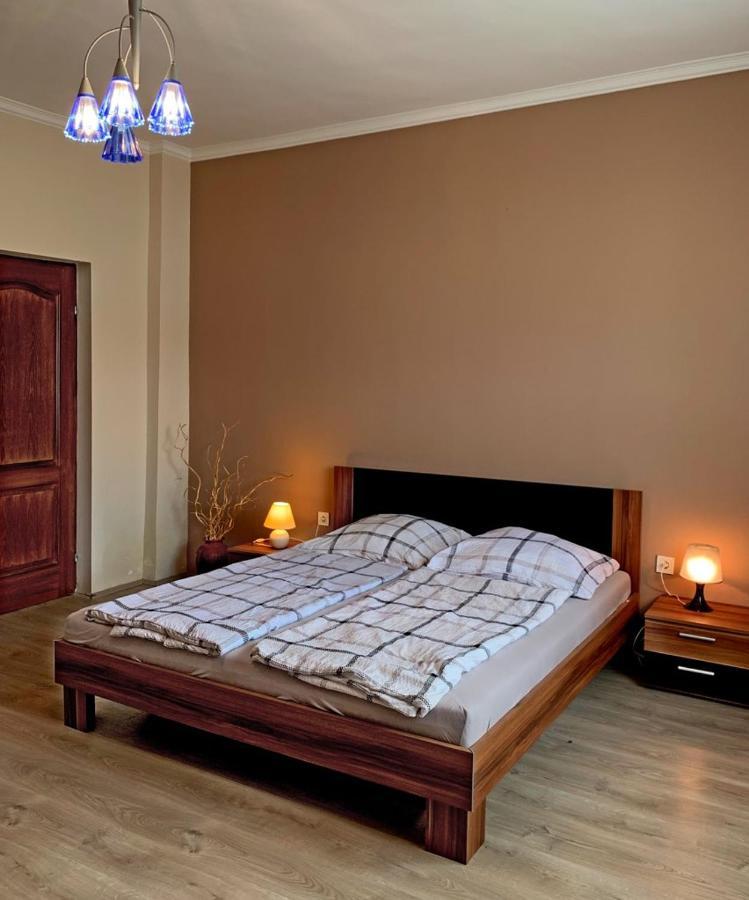 Hanna Apartman Apartment Balatonlelle Bagian luar foto