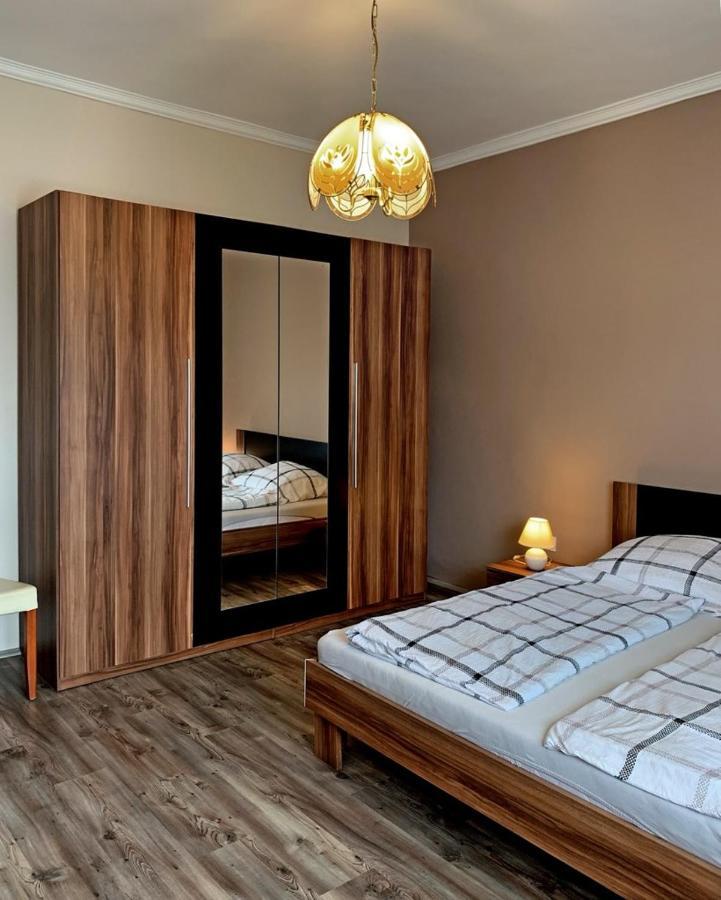 Hanna Apartman Apartment Balatonlelle Bagian luar foto