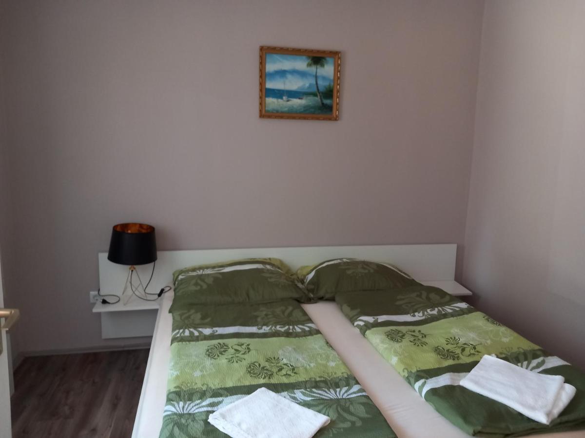 Hanna Apartman Apartment Balatonlelle Bagian luar foto