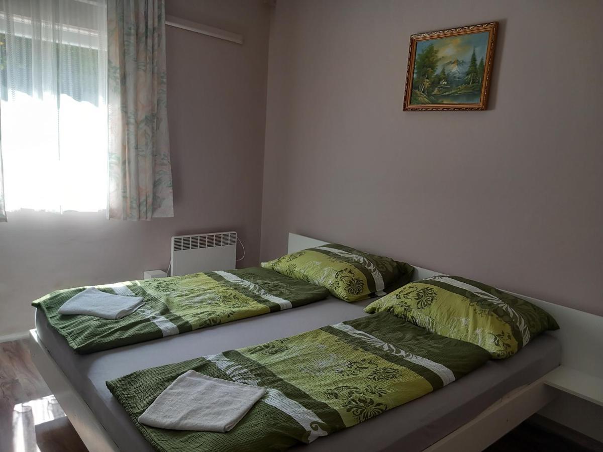 Hanna Apartman Apartment Balatonlelle Bagian luar foto