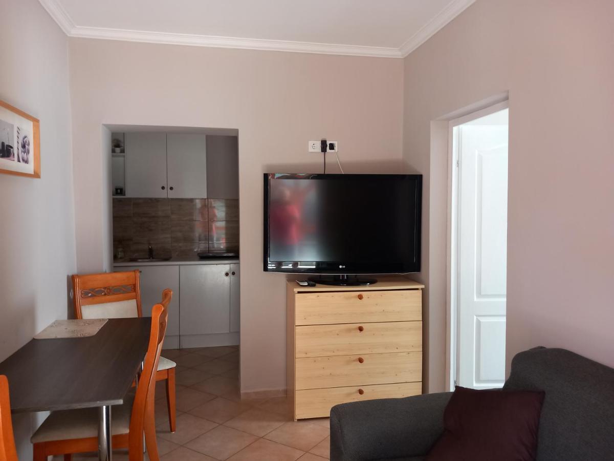 Hanna Apartman Apartment Balatonlelle Bagian luar foto
